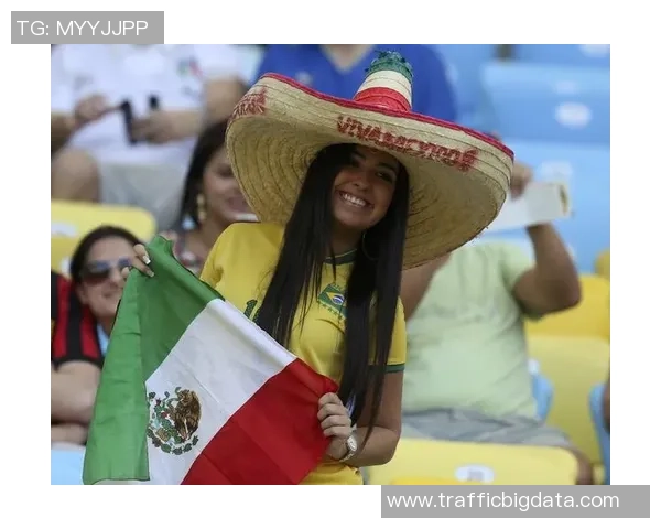 美女讲足球：从场上风云到场下魅力的全方位解读与分享