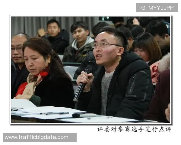 重庆羽毛球队在挑战赛中的团队协作表现分析与点评